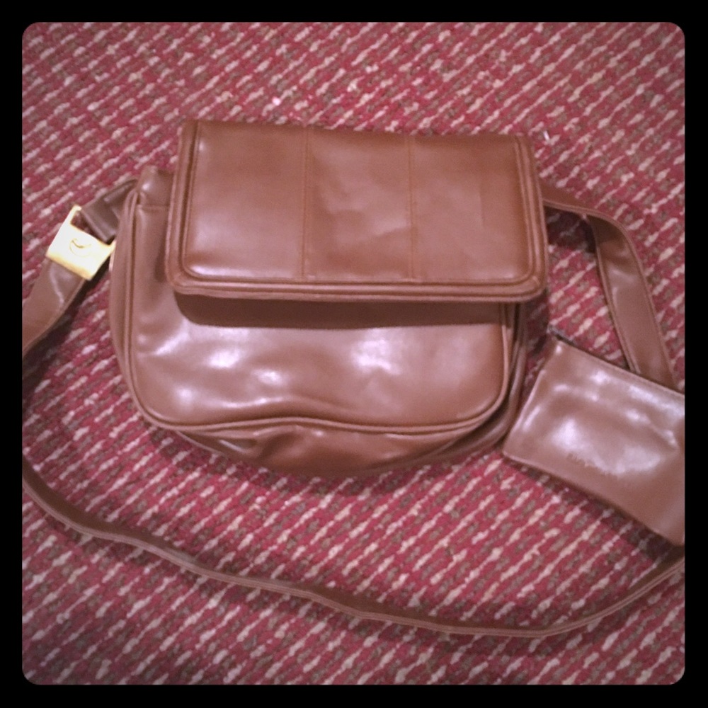 Brown purse with wallet